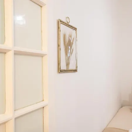 Heart Of Stylish Sleeps 8 Wac 2 Bath 리스본