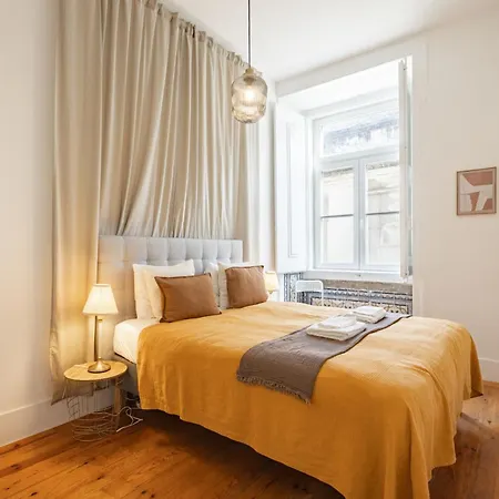 Heart Of Stylish Sleeps 8 Wac 2 Bath
