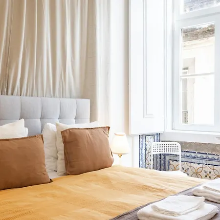 Heart Of Stylish Sleeps 8 Wac 2 Bath 아파트 리스본