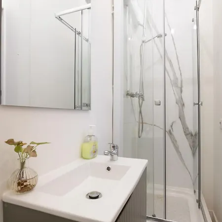Heart Of Stylish Sleeps 8 Wac 2 Bath 아파트 *