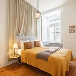 Heart Of Sleeps 8 Stylish 2 Bath